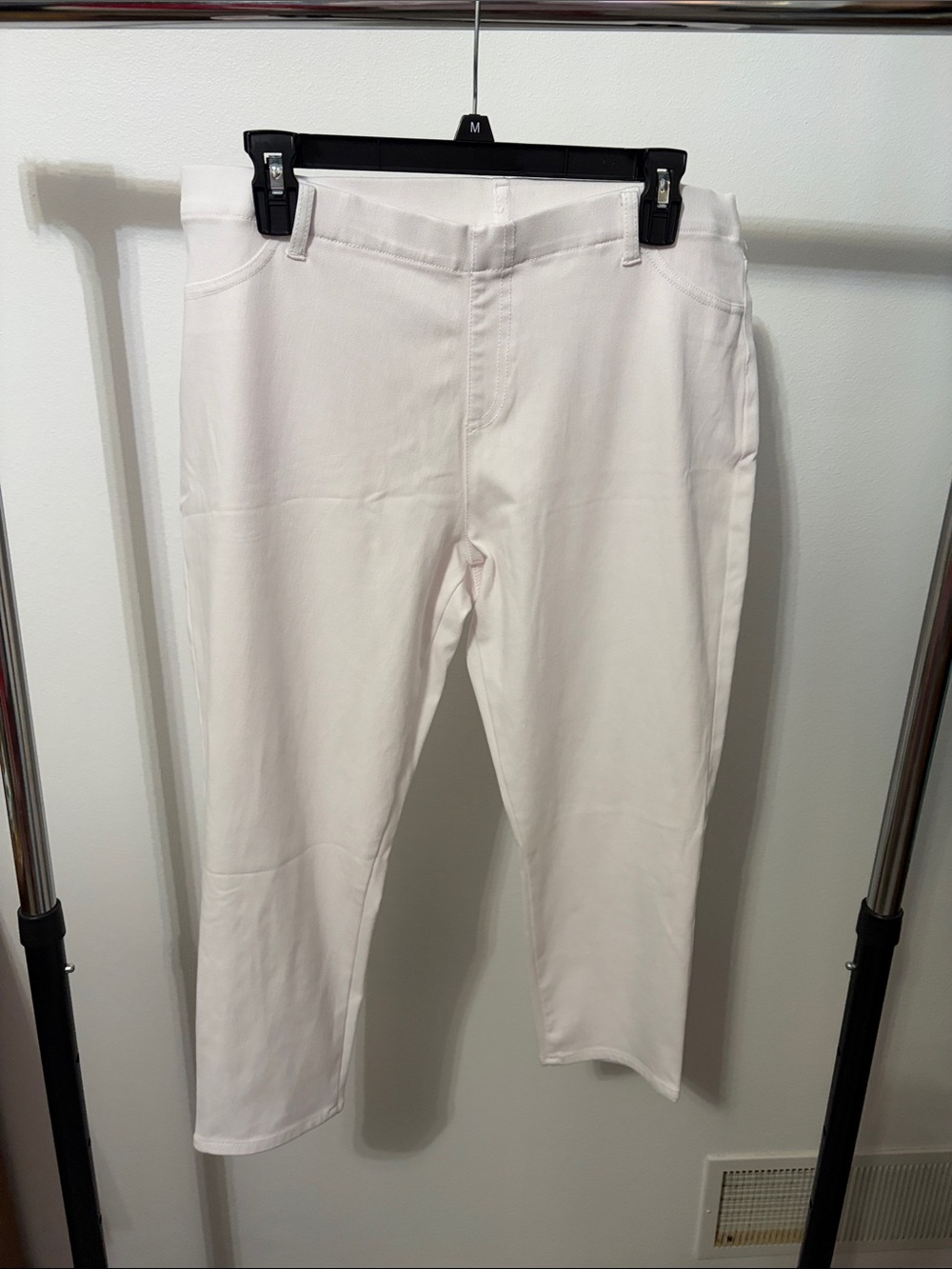 NEW listing XL Faded Glory Crop/Ankle jeggings